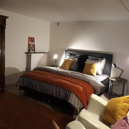 Vakantiewoning Bc Bed En Comfort Villa Bilzen Bagian luar foto