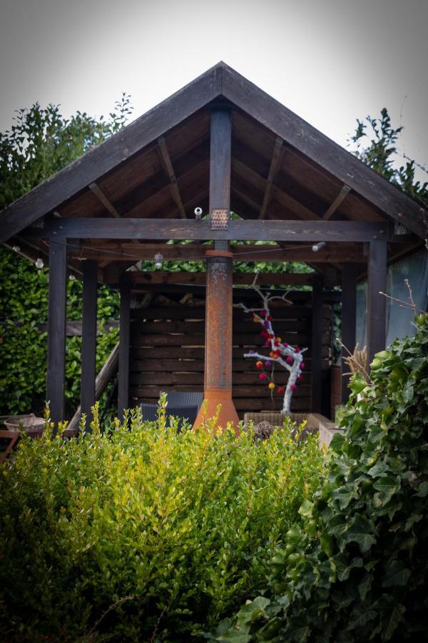 Vakantiewoning Bc Bed En Comfort Villa Bilzen Bagian luar foto