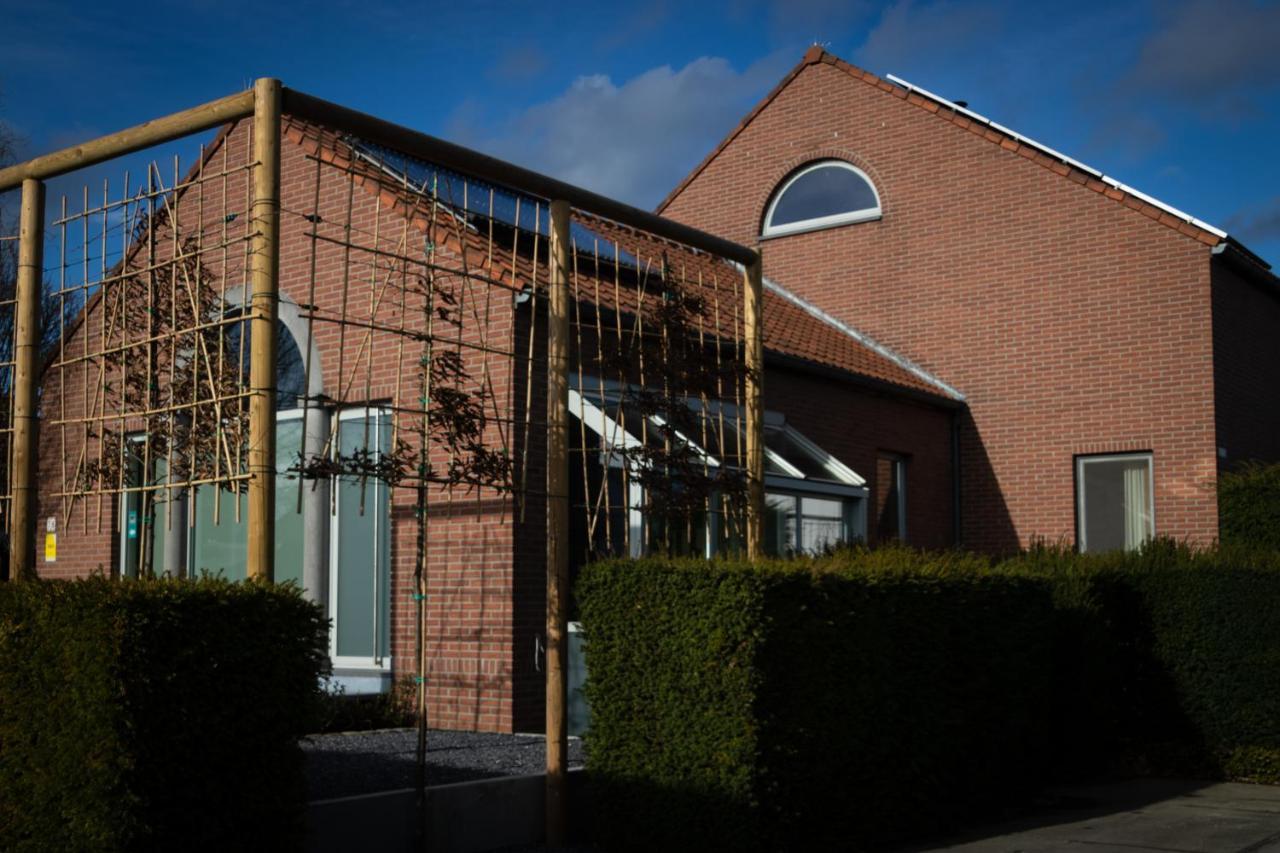 Vakantiewoning Bc Bed En Comfort Villa Bilzen Bagian luar foto